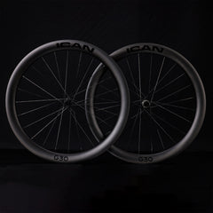 G30 700C 1350g